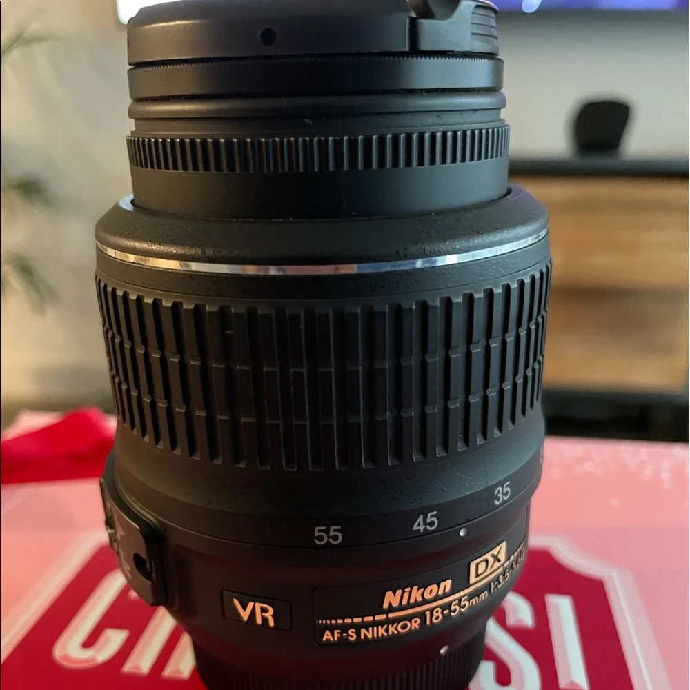 Nikon Camera Lens 3.5-5.6 Nikkor